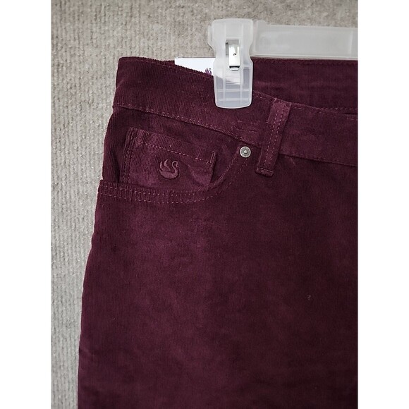 Gloria Vanderbilt Amanda Slim Corduroy Pants Women 18 Short Dark Red Slimmin NEW - Picture 3 of 11